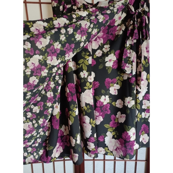 🥰HP🥰Calvin Klein Women's Black Plus Size Floral-Print Wrap Skirt - Picture 5 of 15